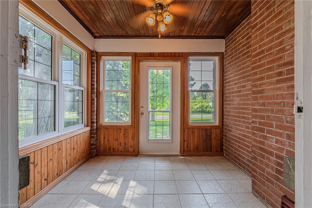 573 Highway 6 Property Photo 8