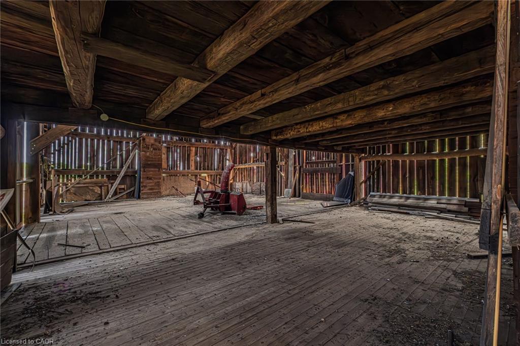 573 Highway 6 Property Photo 34