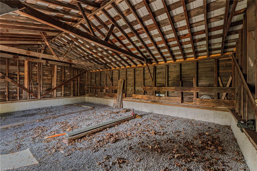 573 Highway 6 Property Photo 36
