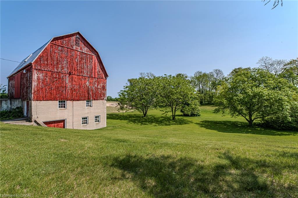 573 Highway 6 Property Photo 44