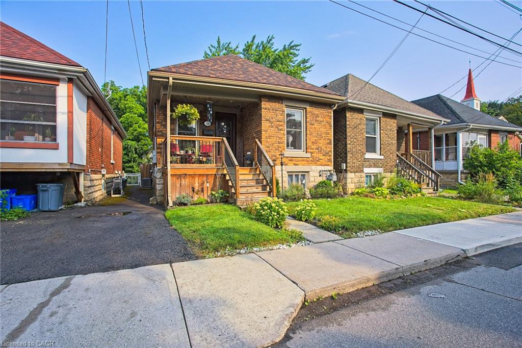 34 Poplar Avenue Property Photo 1