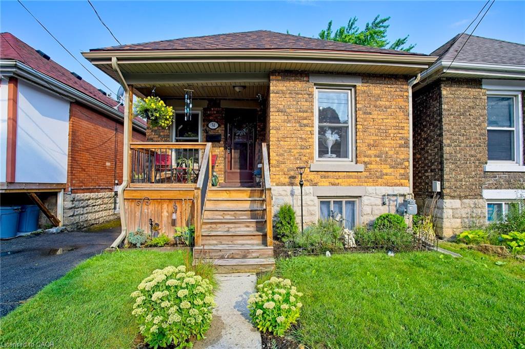 34 Poplar Avenue Property Photo 2