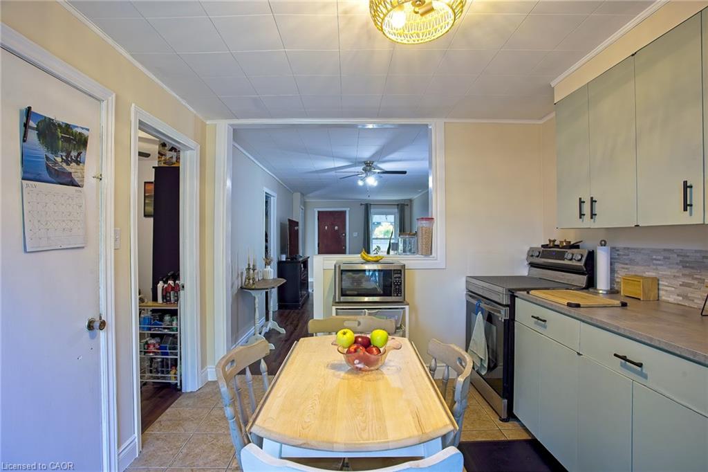 34 Poplar Avenue Property Photo 11