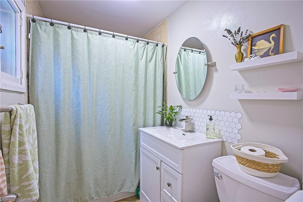 34 Poplar Avenue Property Photo 12