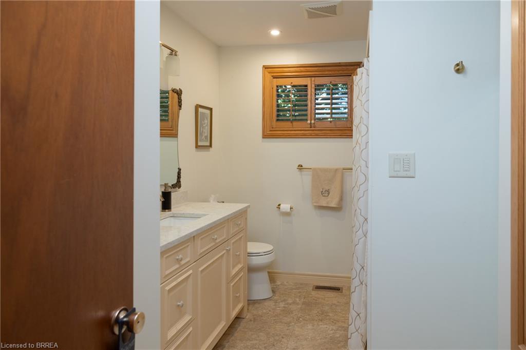 269 Brant County Road 22 Property Photo 38