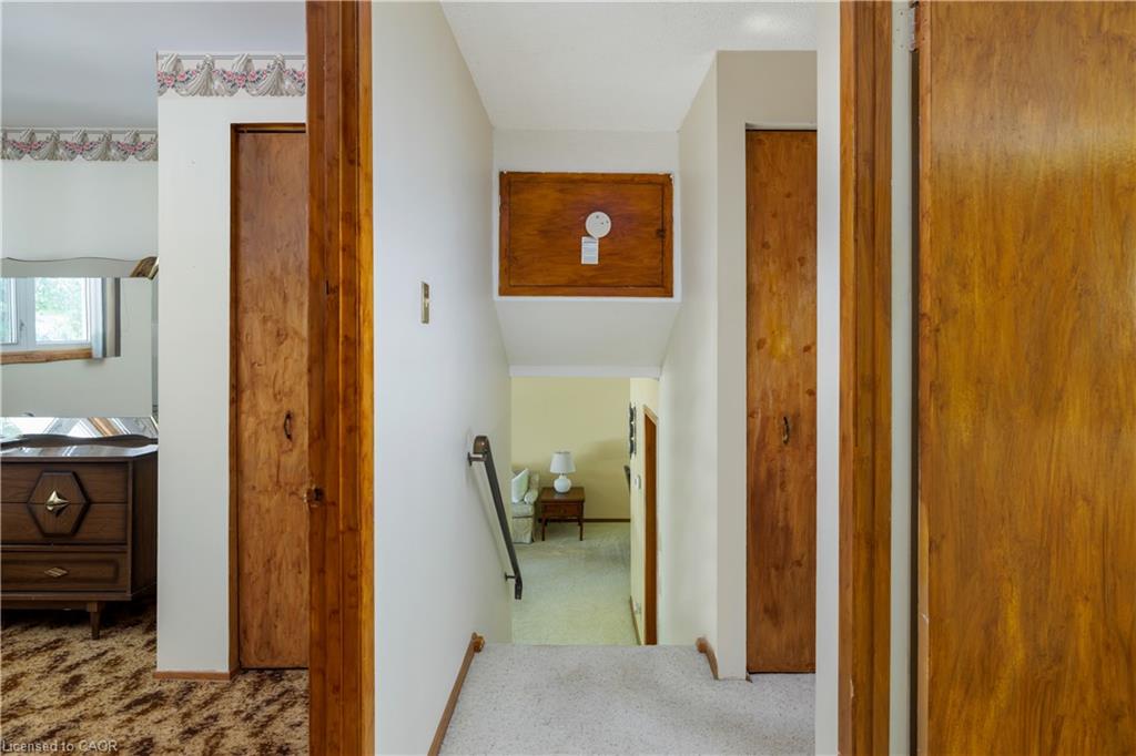 18 Osborne Crescent Property Photo 15