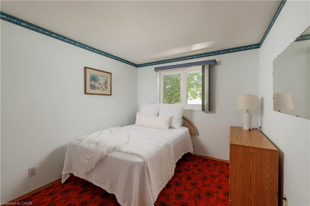 18 Osborne Crescent Property Photo 17
