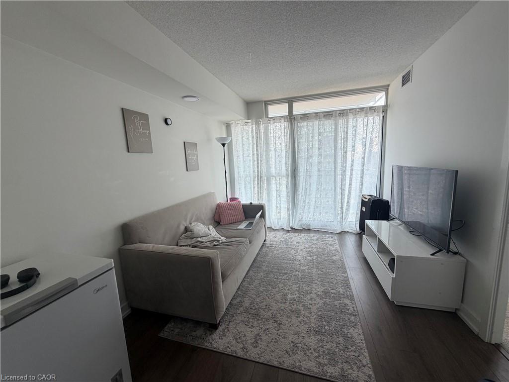 2203-15 Iceboat Terrace Property Photo 5
