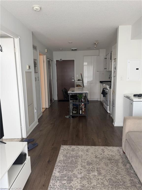 2203-15 Iceboat Terrace Property Photo 8