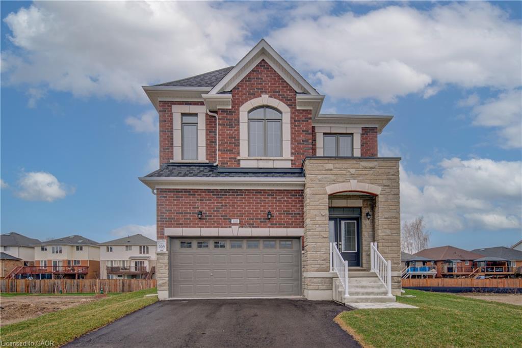 100 Moss Drive Property Photo 1