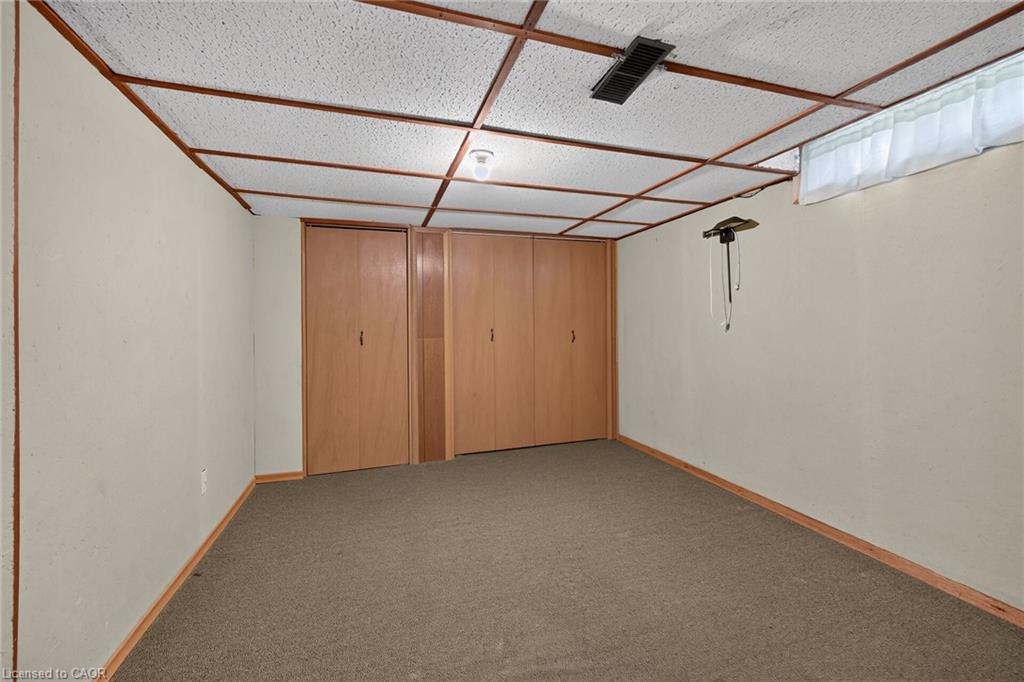 70 Bishopsgate Avenue Property Photo 23
