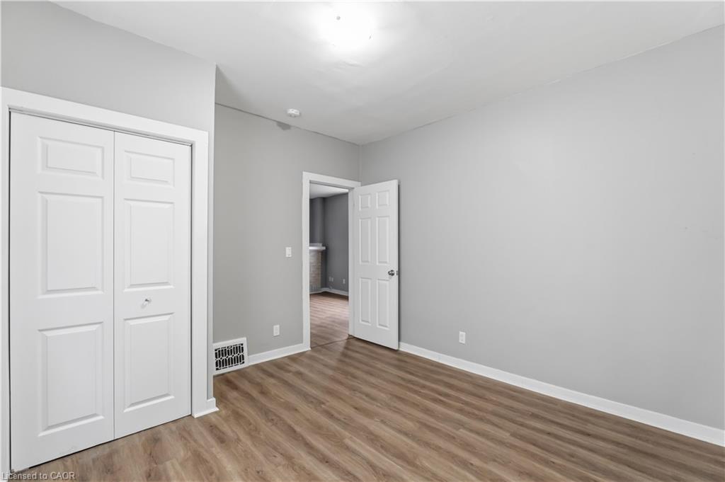 107 Lake Street Property Photo 10