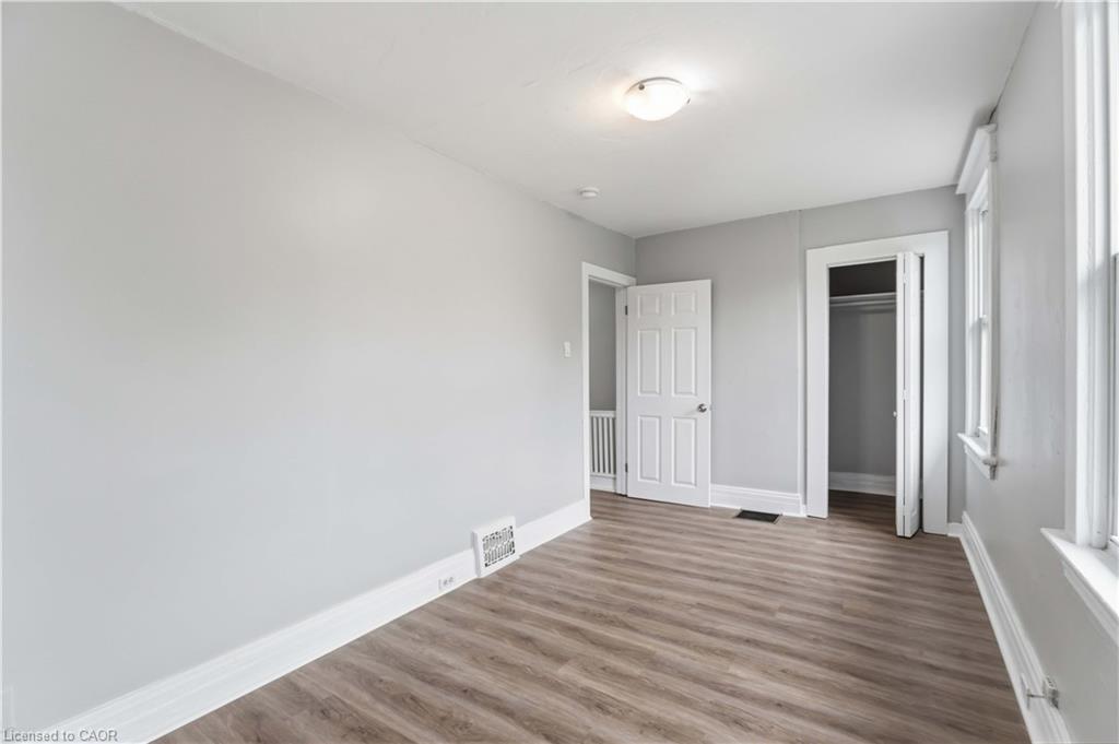 107 Lake Street Property Photo 23