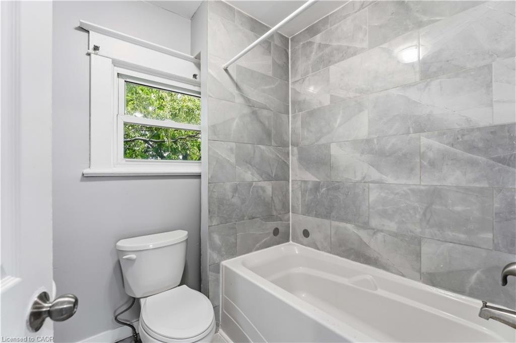 107 Lake Street Property Photo 25