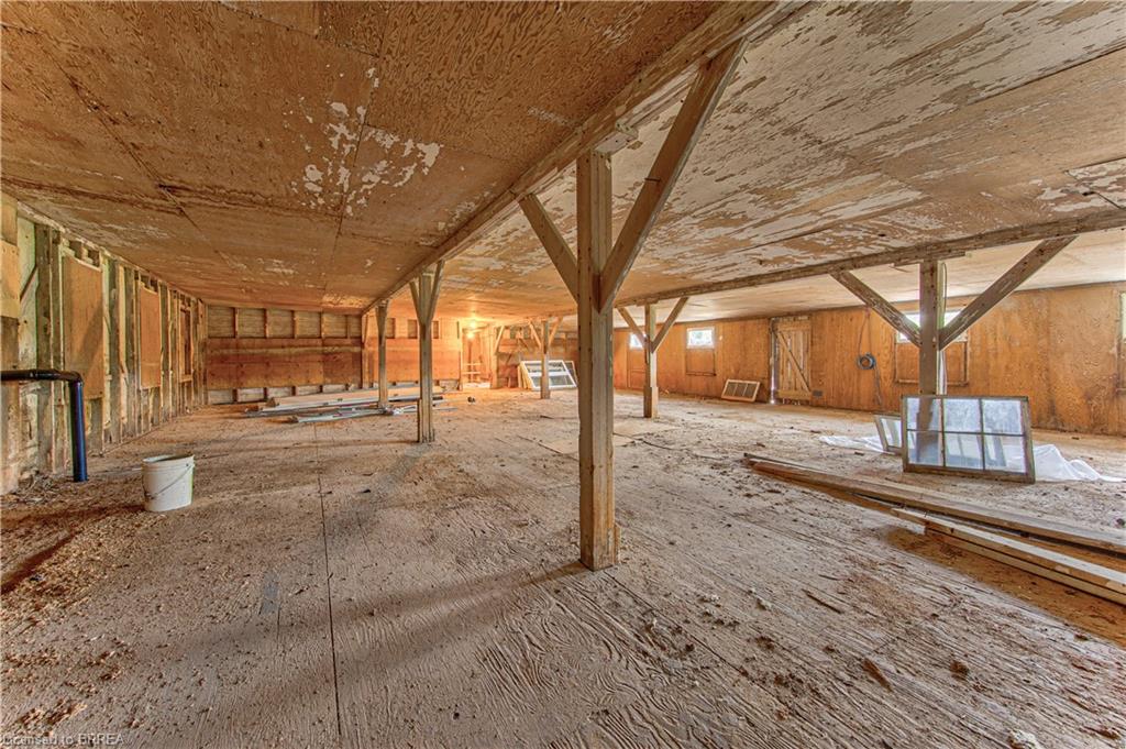 428 Lynden Road Property Photo 5