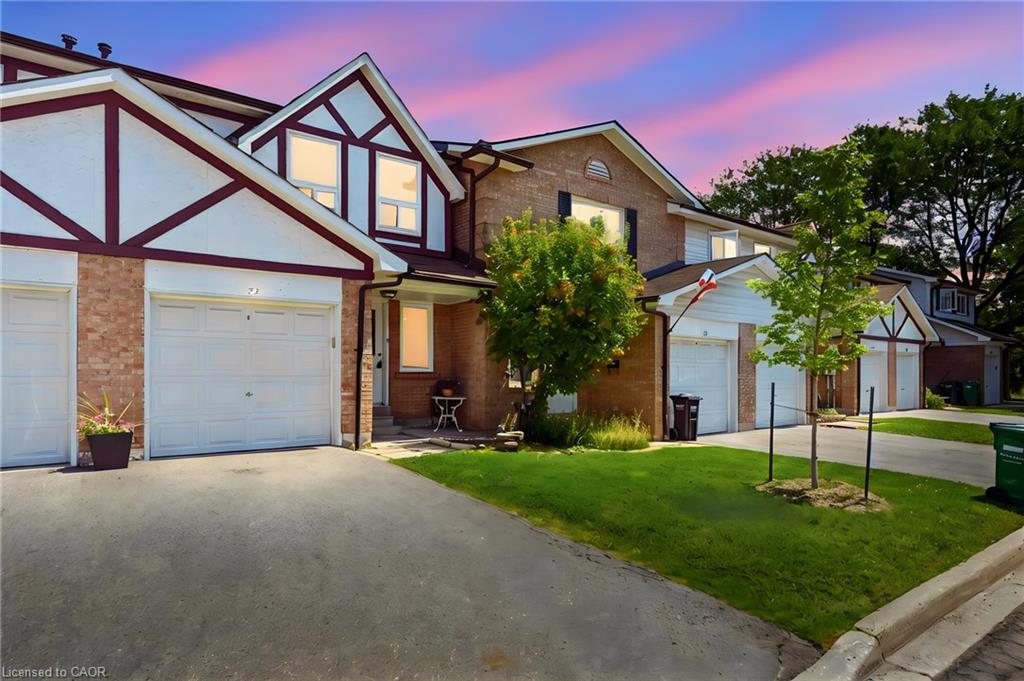 23-333 Meadows Boulevard Property Photo 2