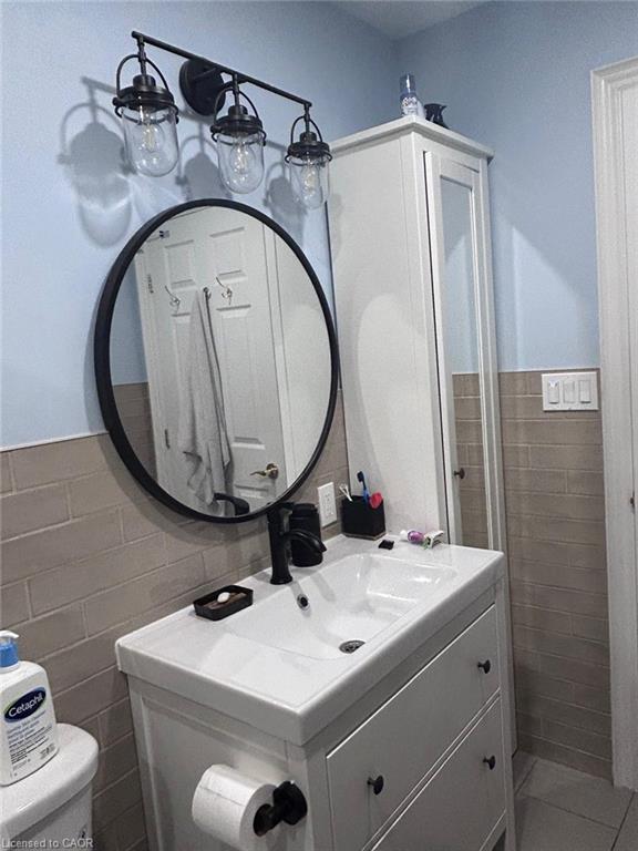 7594 Canterbury Crescent Property Photo 24