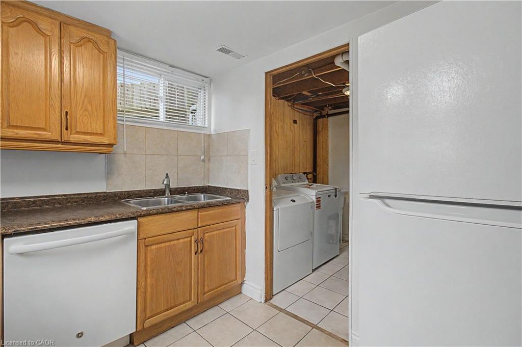 179 Wendover Drive Property Photo 11