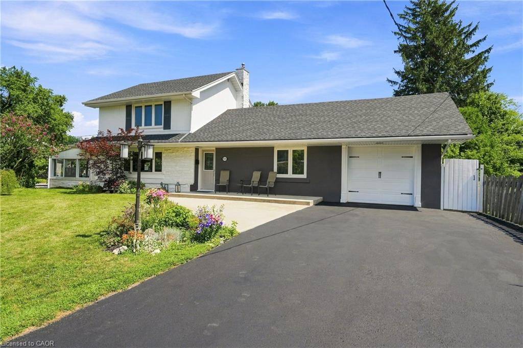 937 Park Avenue W Property Photo 1