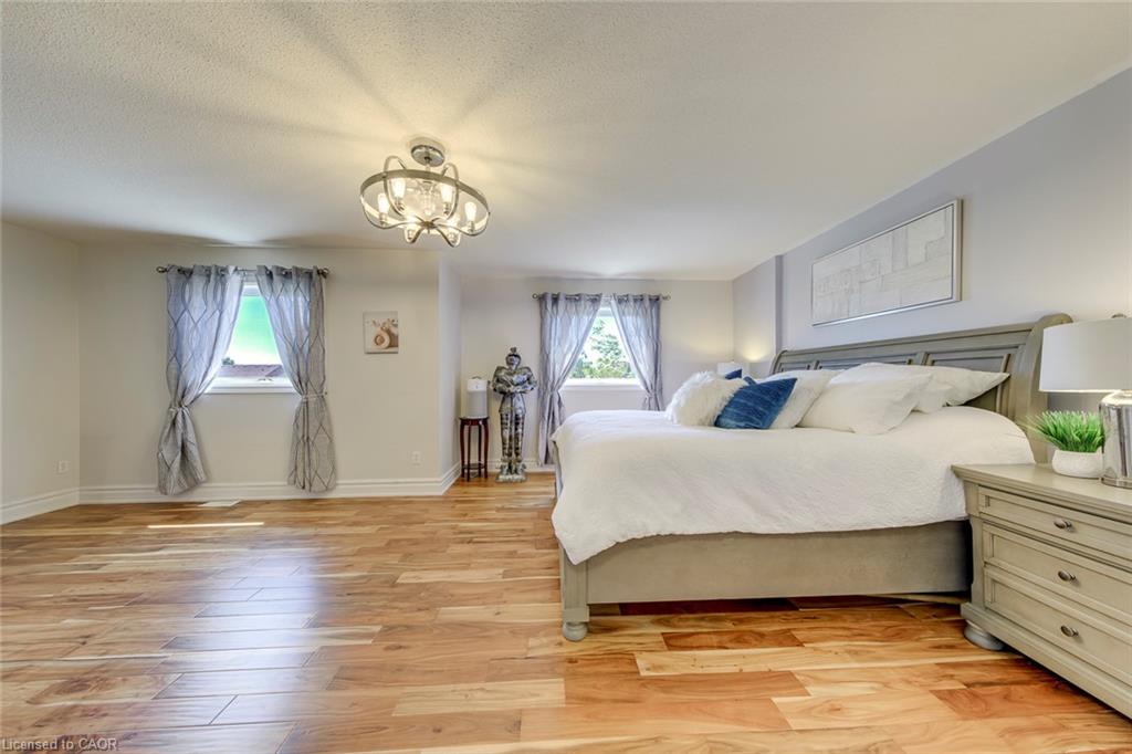 2380 Woodcrest Drive Property Photo 23