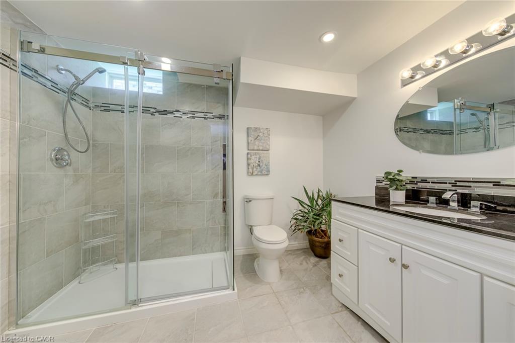 2380 Woodcrest Drive Property Photo 42