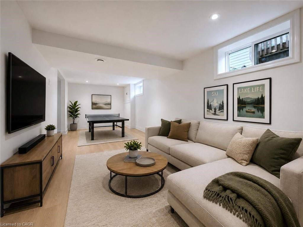 65 Stevenson Street N Property Photo 12