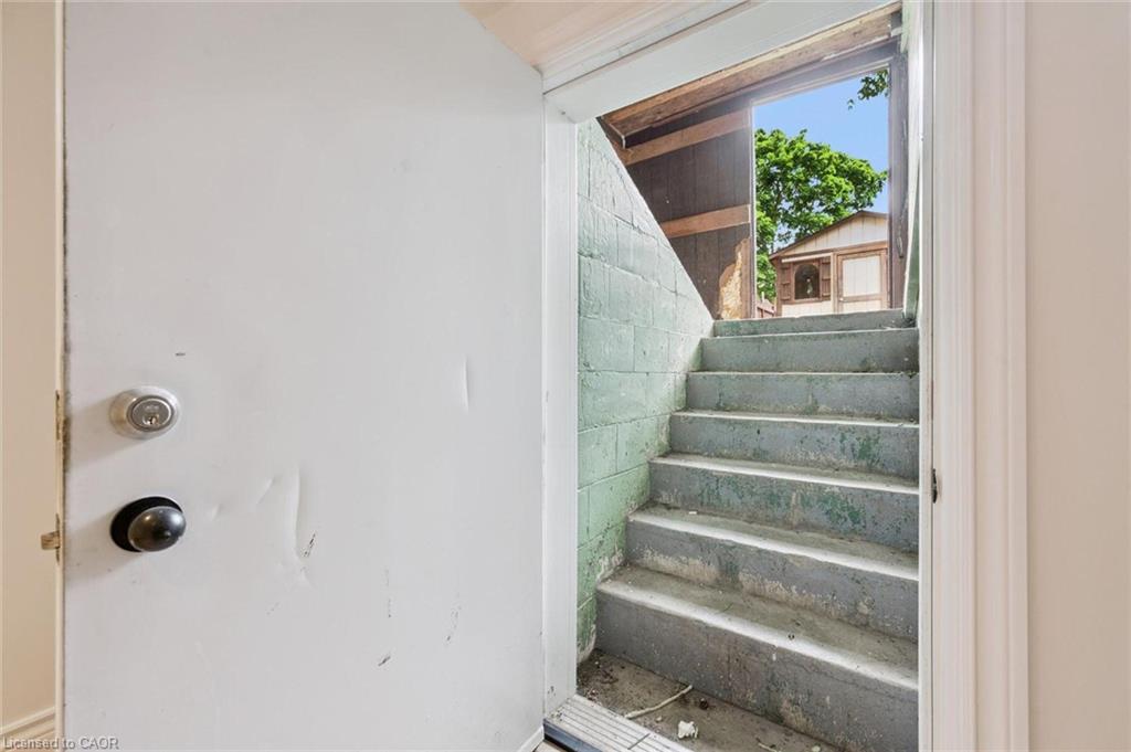 65 Stevenson Street N Property Photo 14