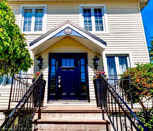 99 Argyle Street N Property Photo 4