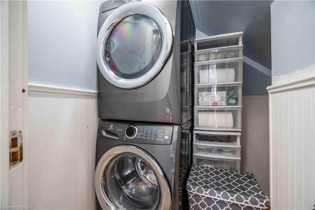 99 Argyle Street N Property Photo 17