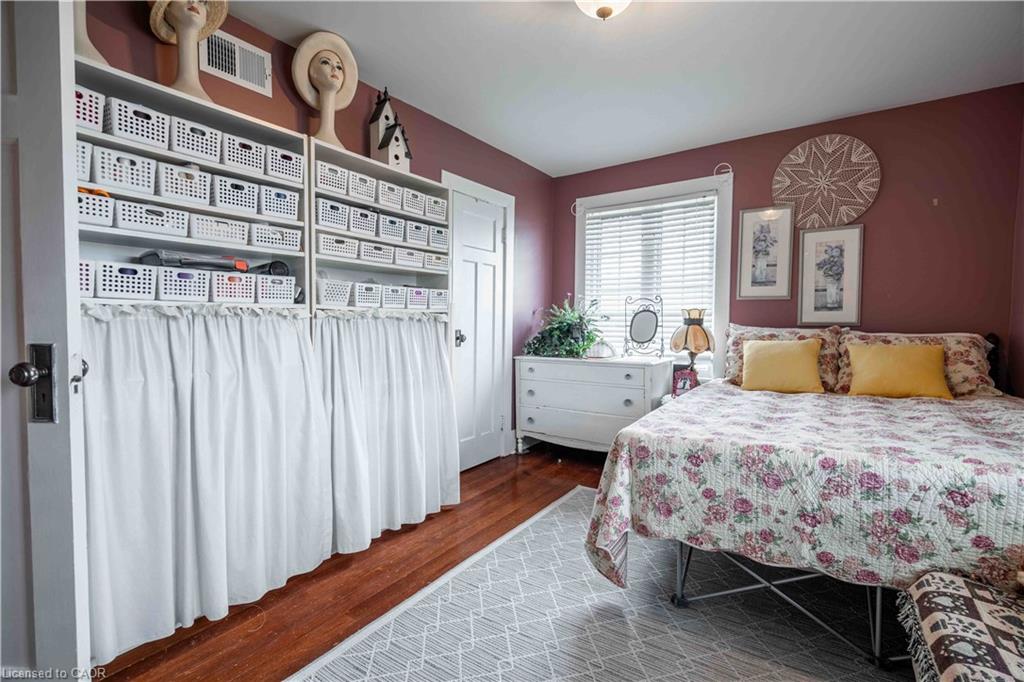 99 Argyle Street N Property Photo 21