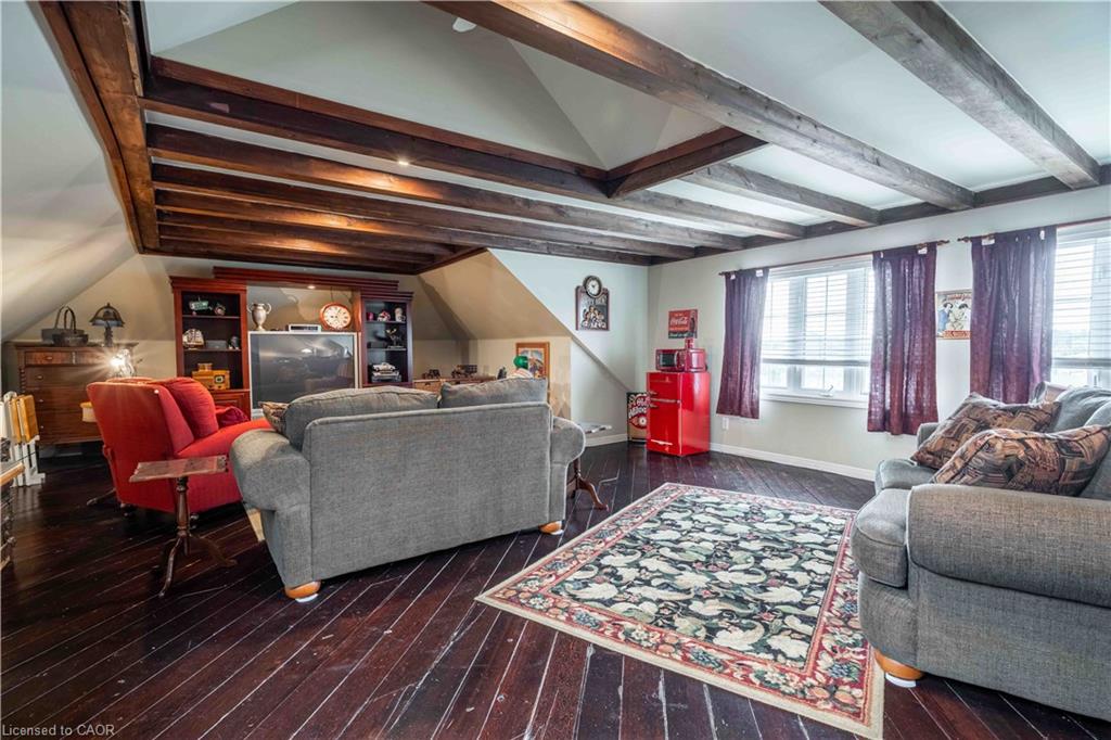 99 Argyle Street N Property Photo 34