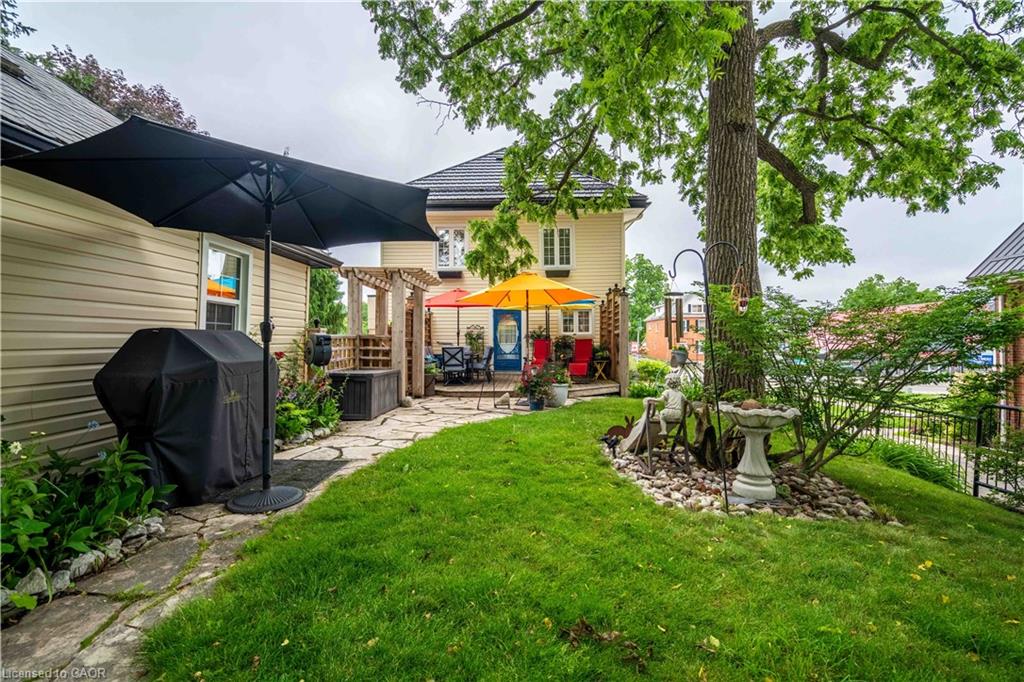99 Argyle Street N Property Photo 43