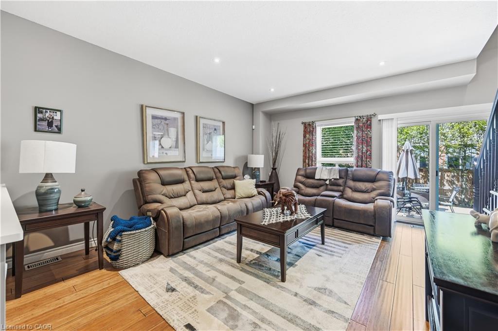 10 Kopperfield Lane Property Photo 13
