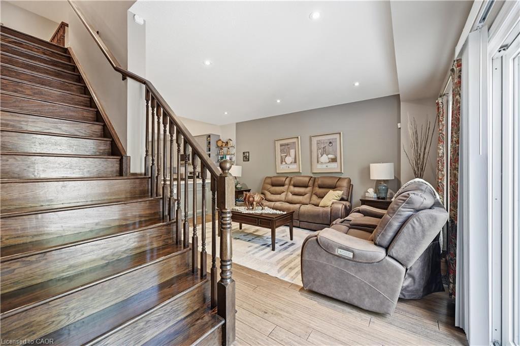 10 Kopperfield Lane Property Photo 17