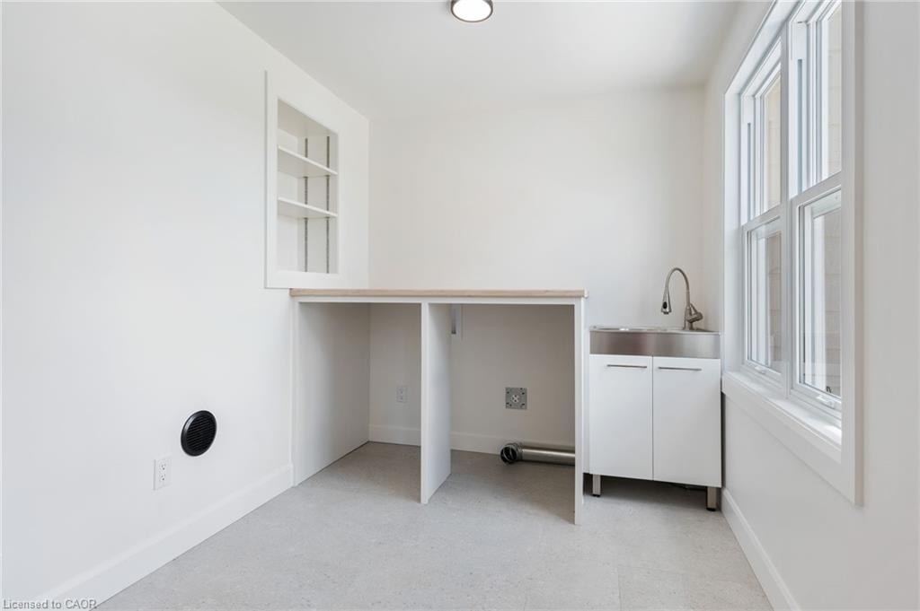 471 Lynedoch Road Property Photo 7
