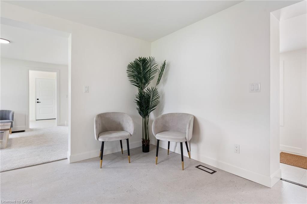471 Lynedoch Road Property Photo 14