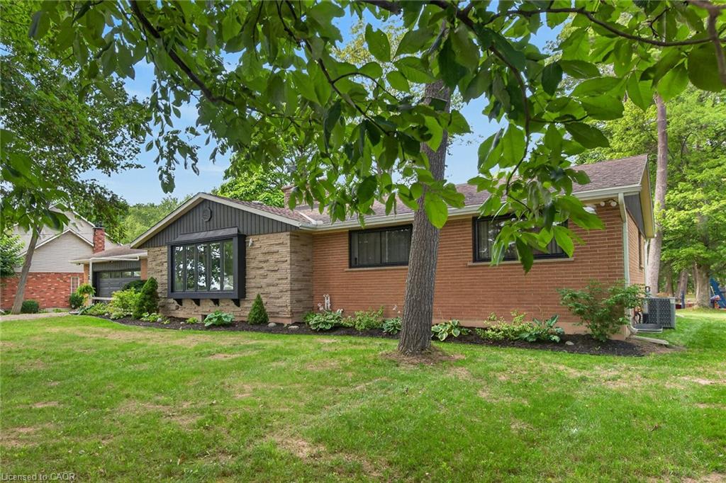 7079 Rainham Road Property Photo 3