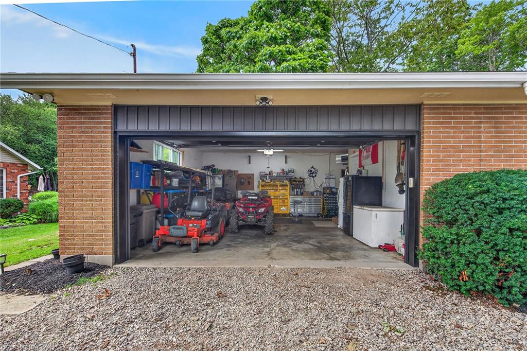 7079 Rainham Road Property Photo 33