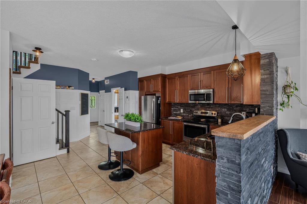 174 Woodway Trail Property Photo 11