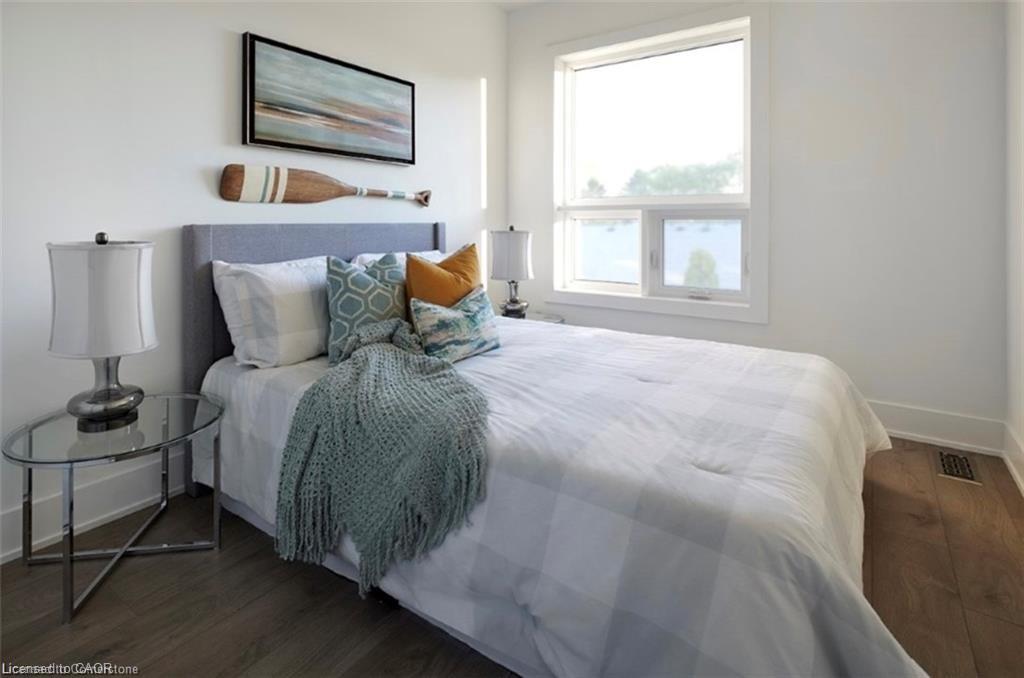2-5451 Lakeshore Road Property Photo 6