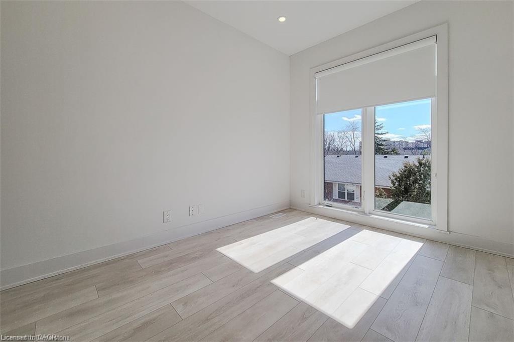 2-5451 Lakeshore Road Property Photo 20