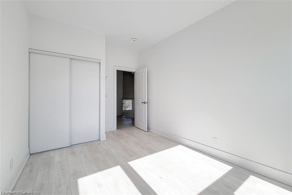 2-5451 Lakeshore Road Property Photo 24