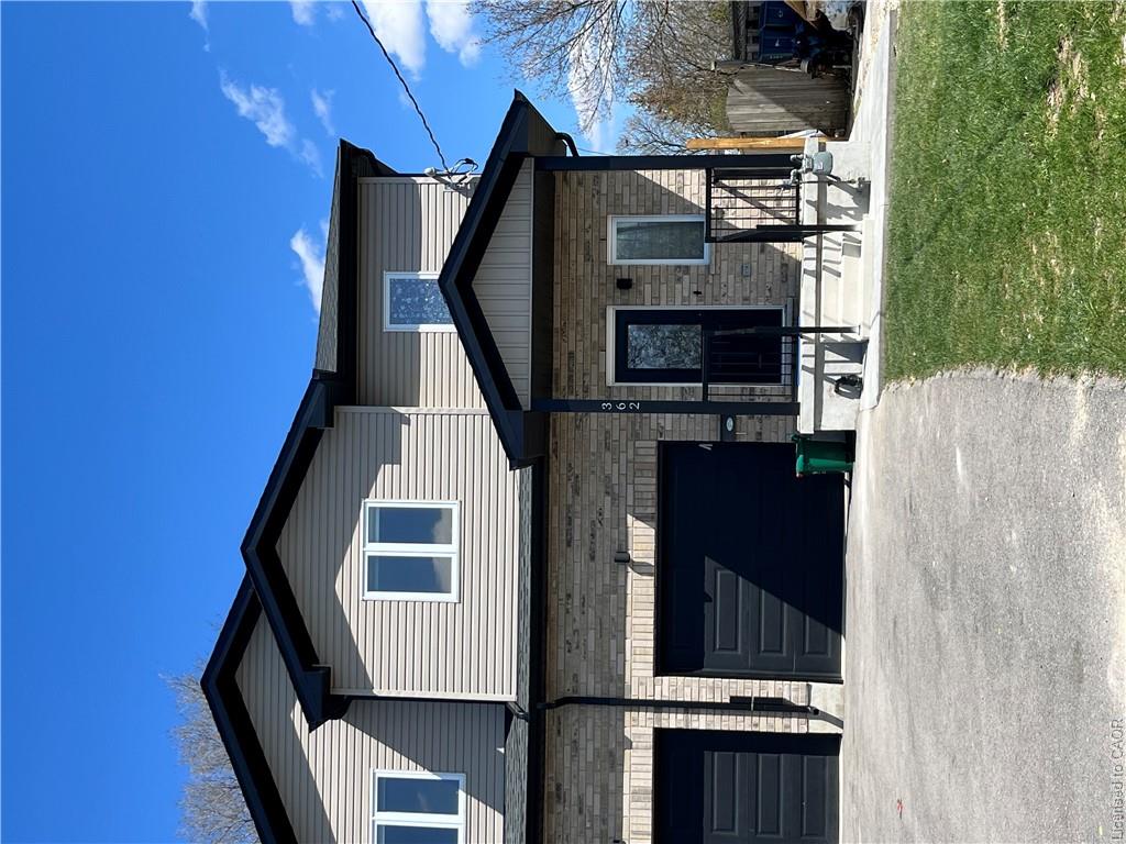 UNIT 1- 362 Lancaster Street W Property Photo 1