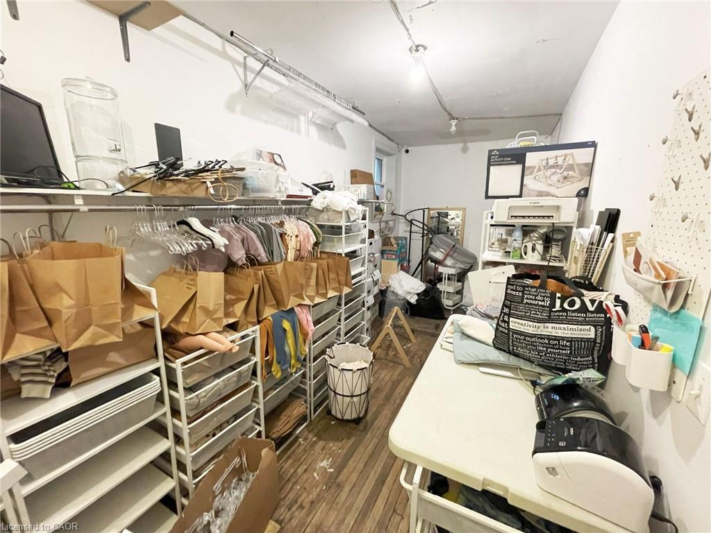 133 James Street N Property Photo 11
