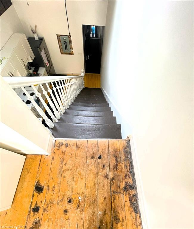 133 James Street N Property Photo 16