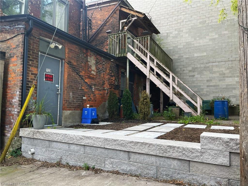 133 James Street N Property Photo 35