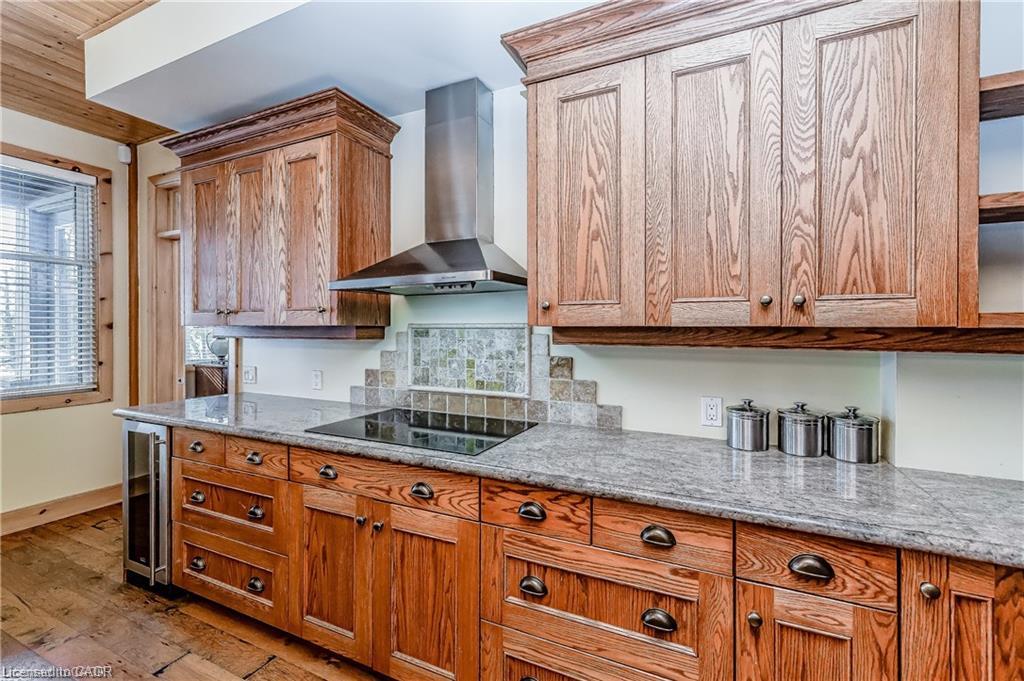 10-1347 Rosseau Road Property Photo 22