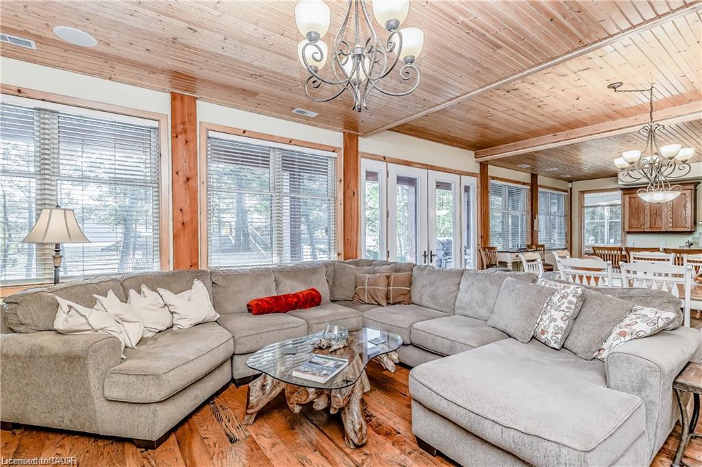 10-1347 Rosseau Road Property Photo 25