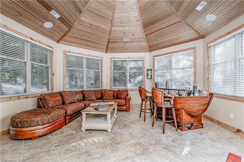 10-1347 Rosseau Road Property Photo 27