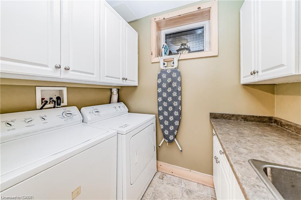 10-1347 Rosseau Road Property Photo 30